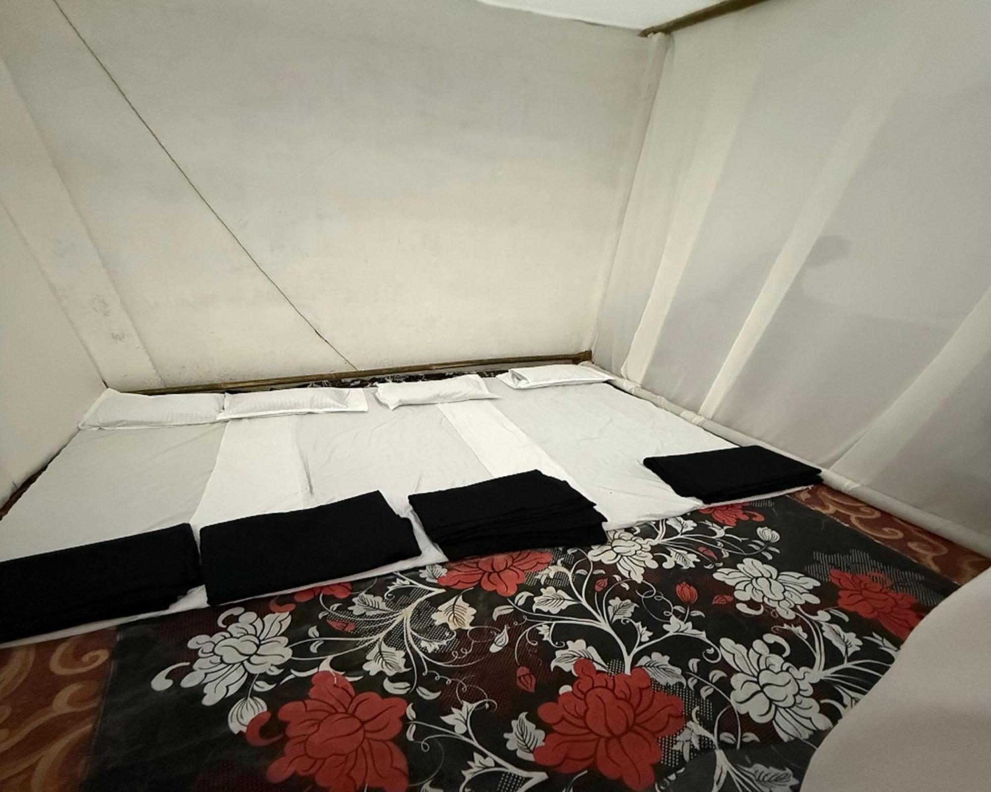 Arail Tent City Kumbh Cottage Mahakumbh -Near Arail Ghat And Naini Station Allāhābād Junction Eksteriør bilde